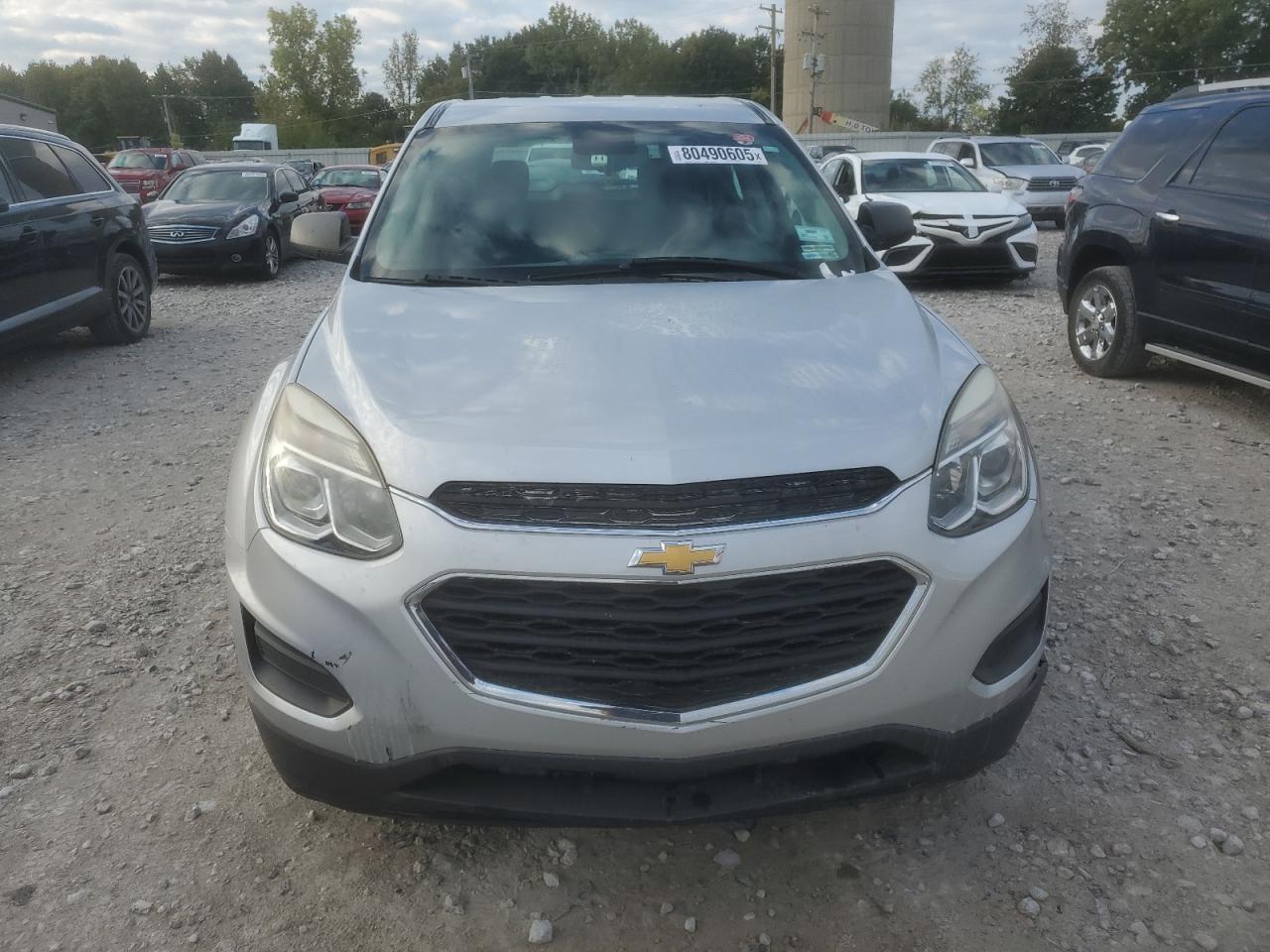 2017 Chevrolet Equinox Ls - Image 5