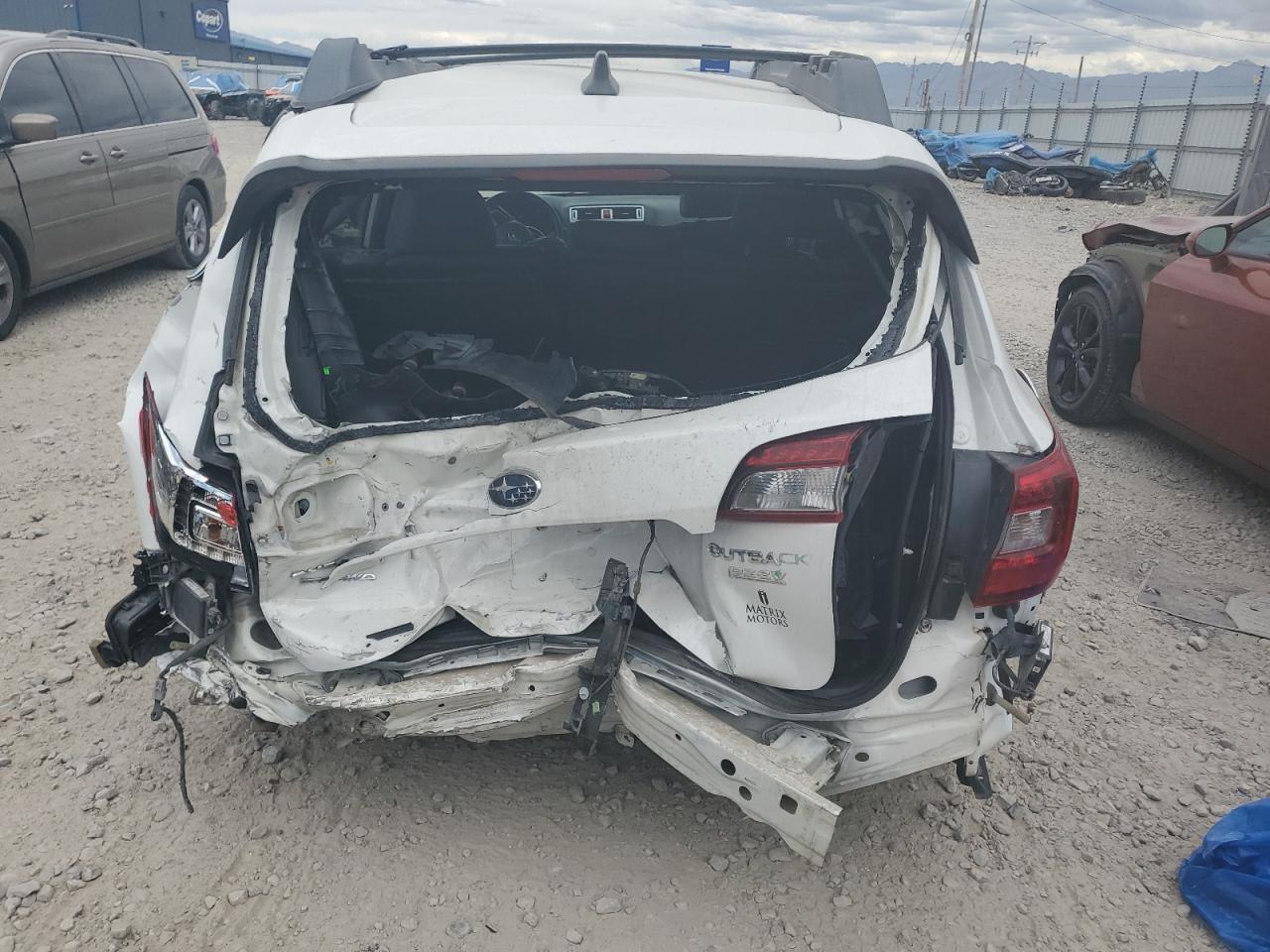 2017 Subaru Outback - Фото 6