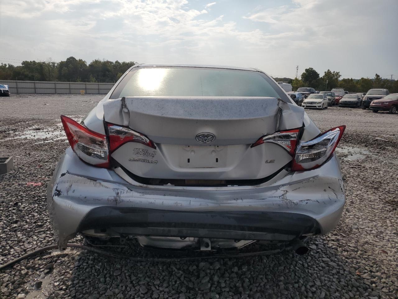 2018 Toyota Corolla L - Image 6