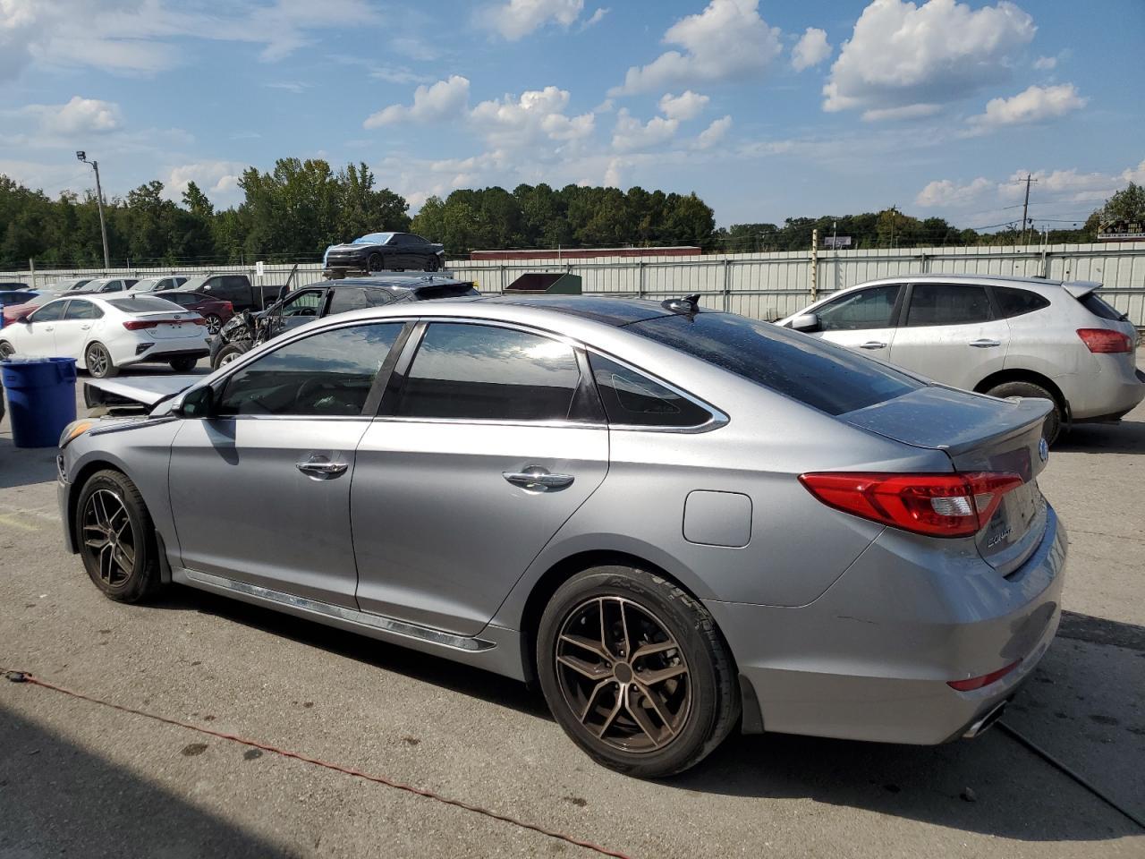 2016 Hyundai Sonata Sport - Фото 2