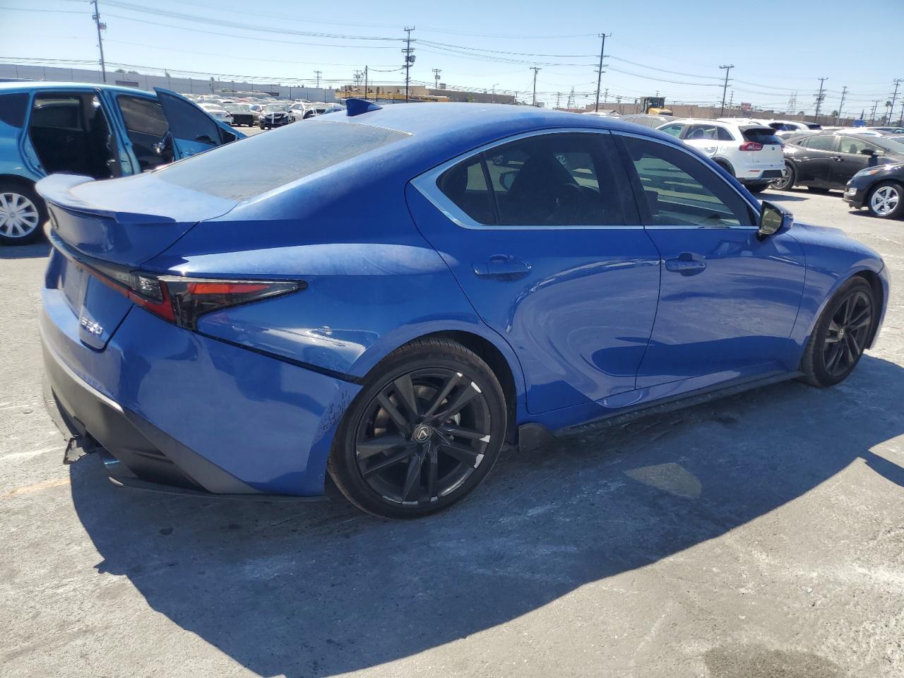 2021 Lexus Is 300 - Фото 3