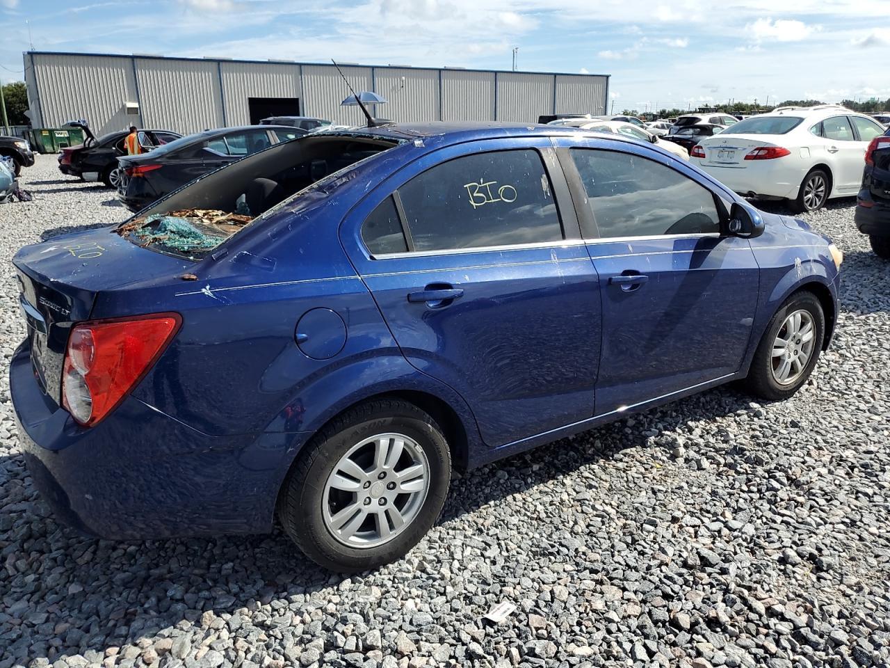 2012 Chevrolet Sonic Lt - Фото 3
