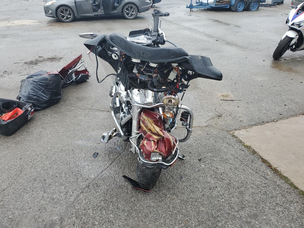 2010 Harley-Davidson Flhtcu - Фото 2