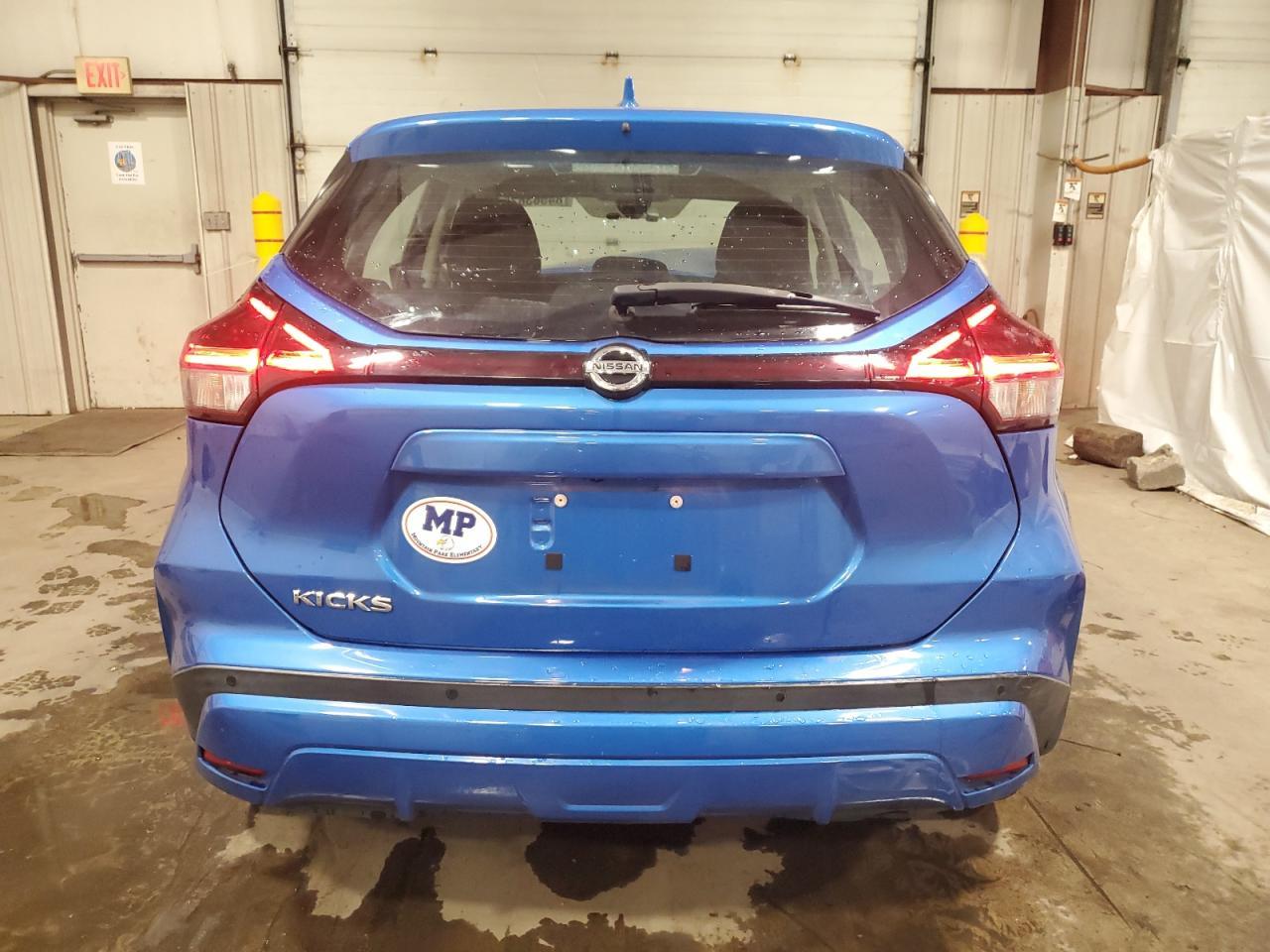 2021 Nissan Kicks S - Image 6