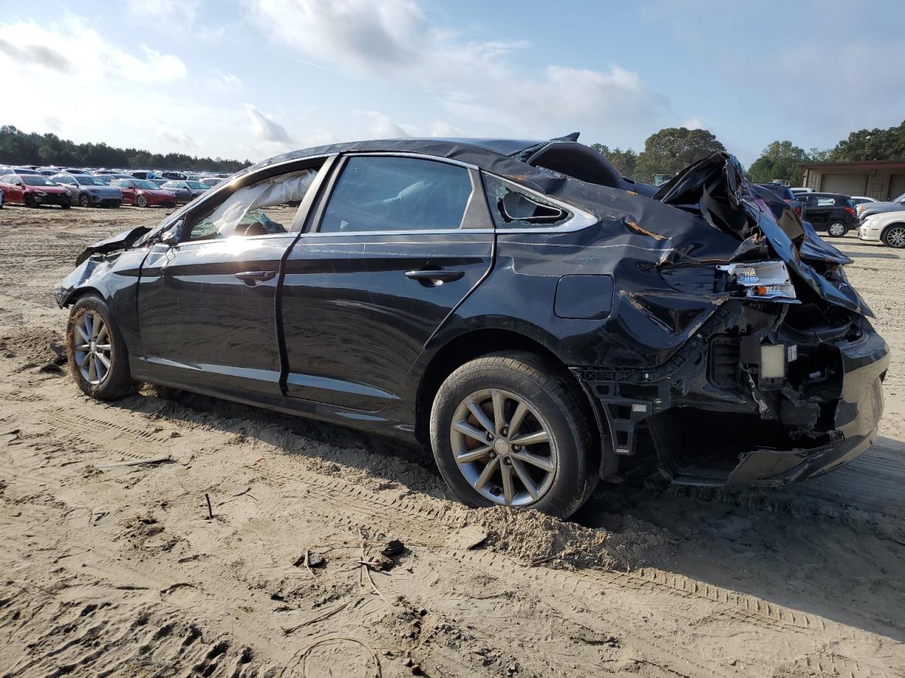 2019 Hyundai Sonata Se - Image 2