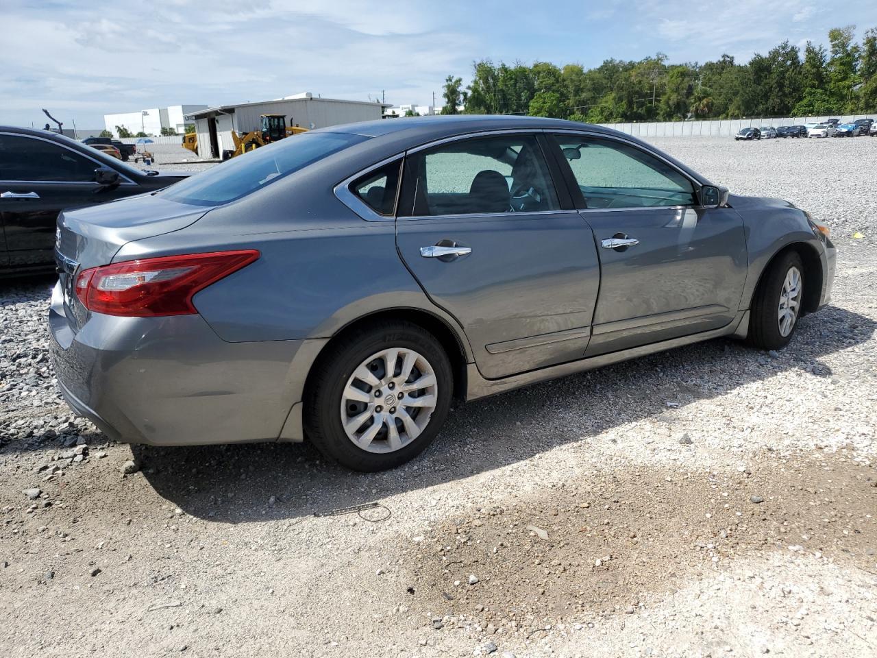2018 Nissan Altima 2.5 - Фото 3