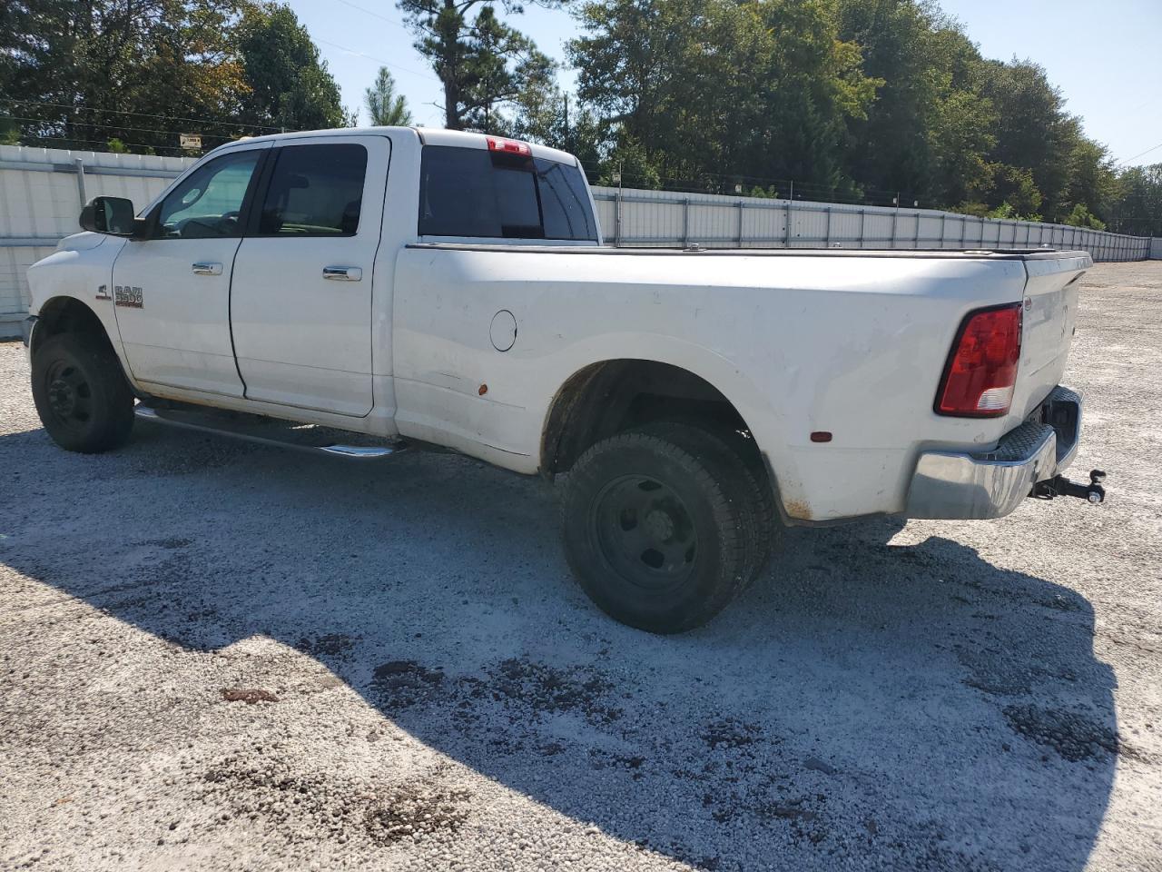 2016 Ram 3500 Longhorn - Image 2