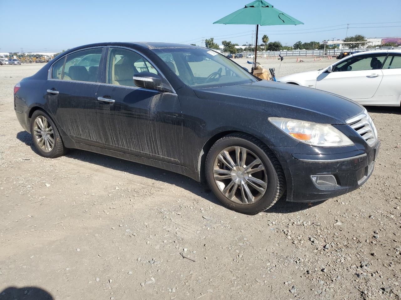 2010 Hyundai Genesis 3.8L - Фото 4