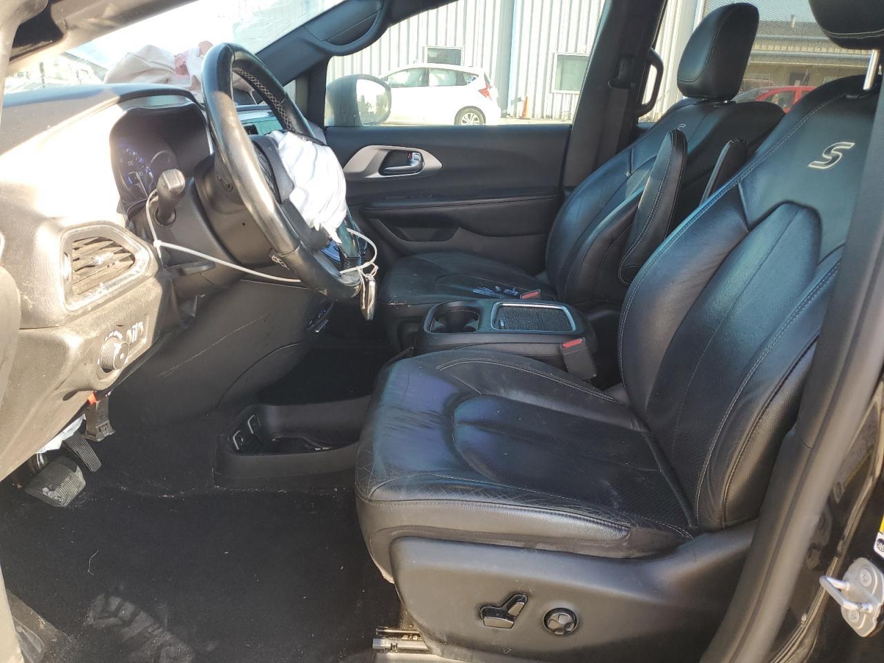 2019 Chrysler Pacifica Touring L Plus - Image 7