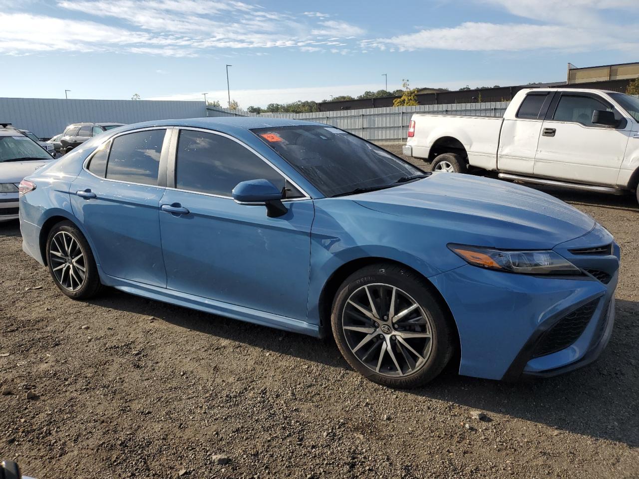 2023 Toyota Camry Se Night Shade - Image 4