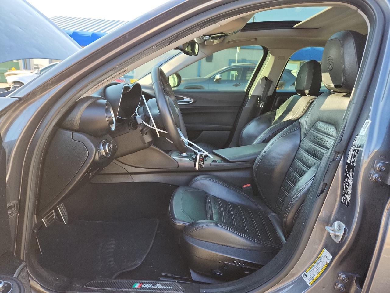 2017 Alfa Romeo Giulia Ti - Image 7