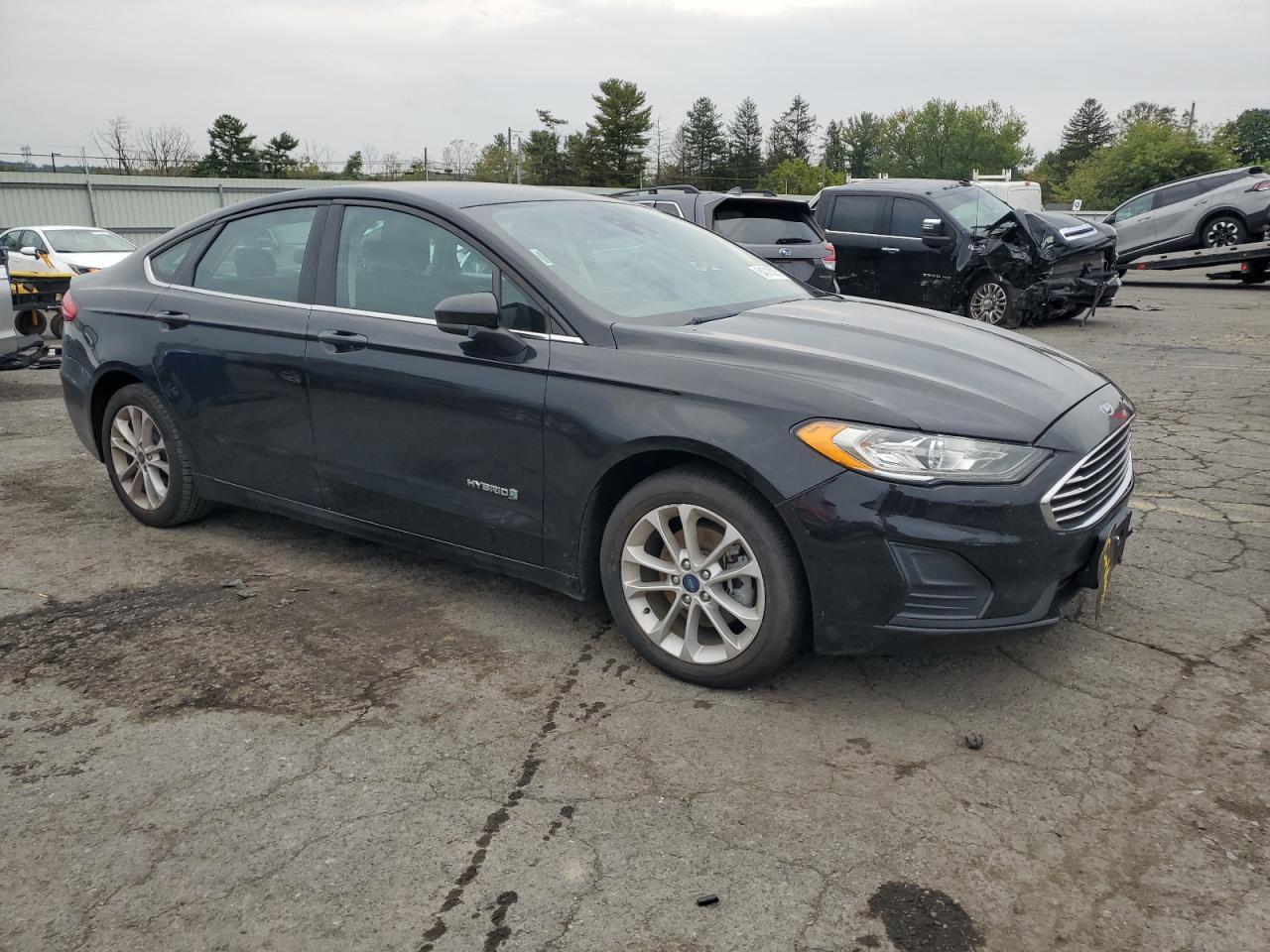 2019 Ford Fusion Se - Фото 4