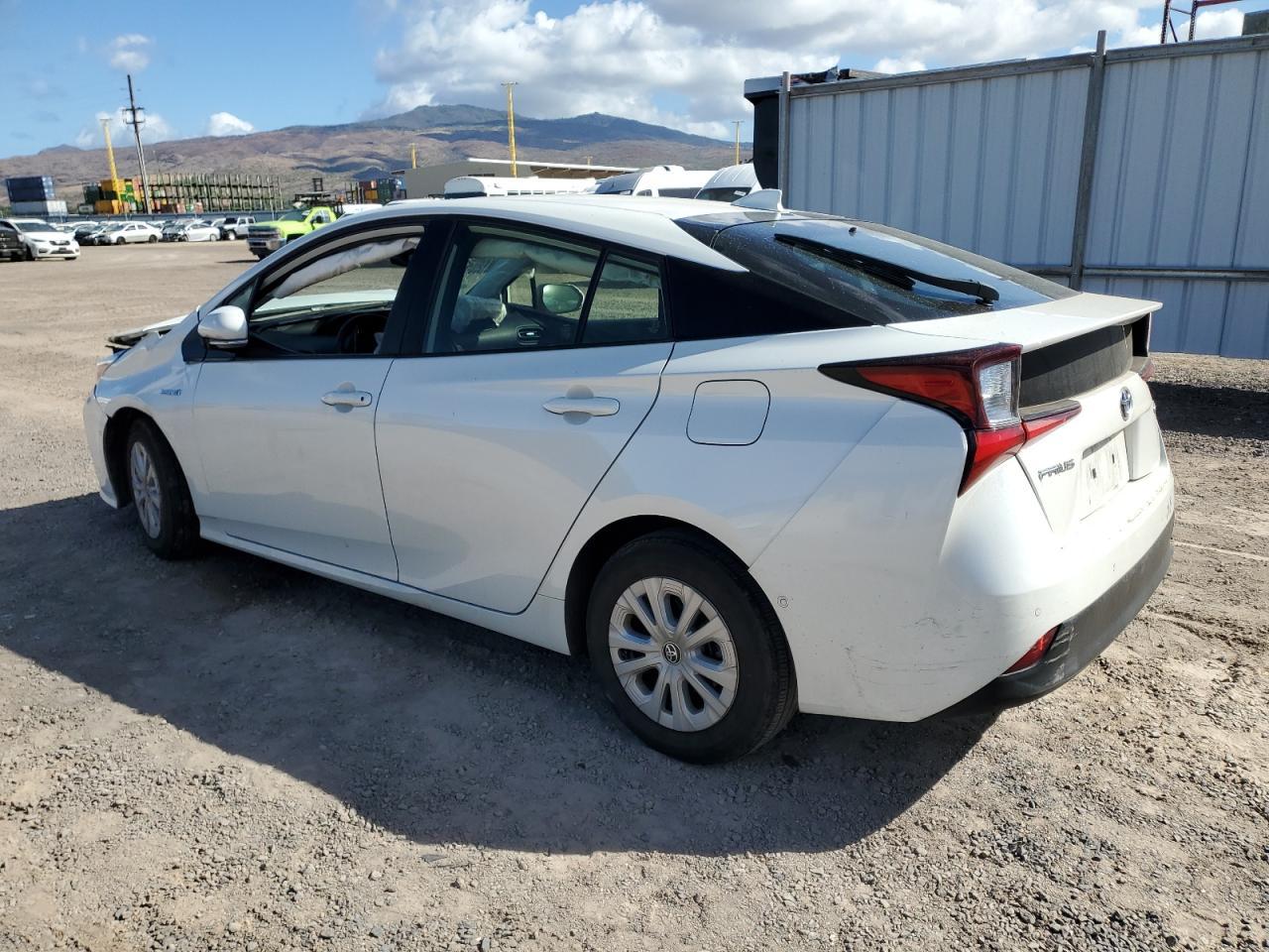 2019 Toyota Prius - Фото 2