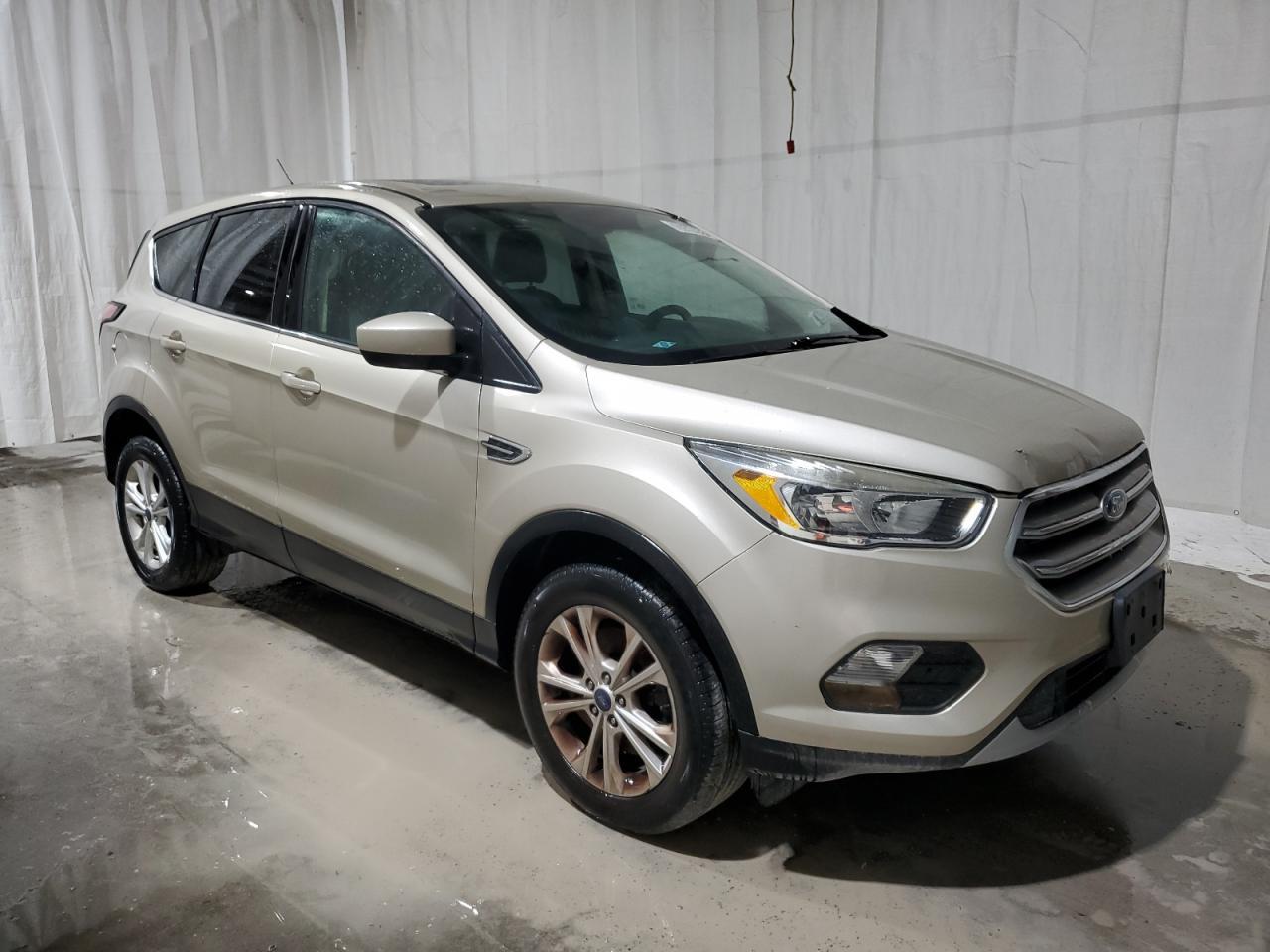 2017 Ford Escape Se - Image 4