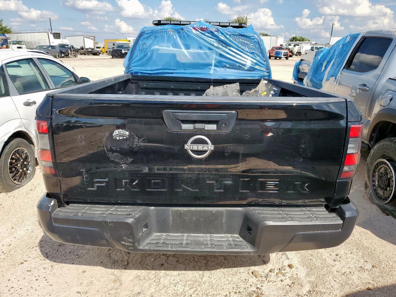 2024 Nissan Frontier S - Фото 6