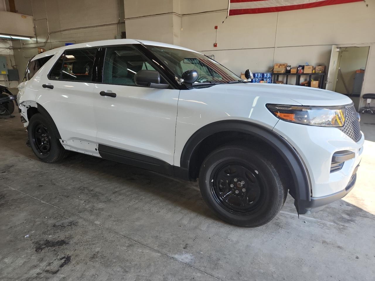 2024 Ford Explorer Police Interceptor - Фото 4