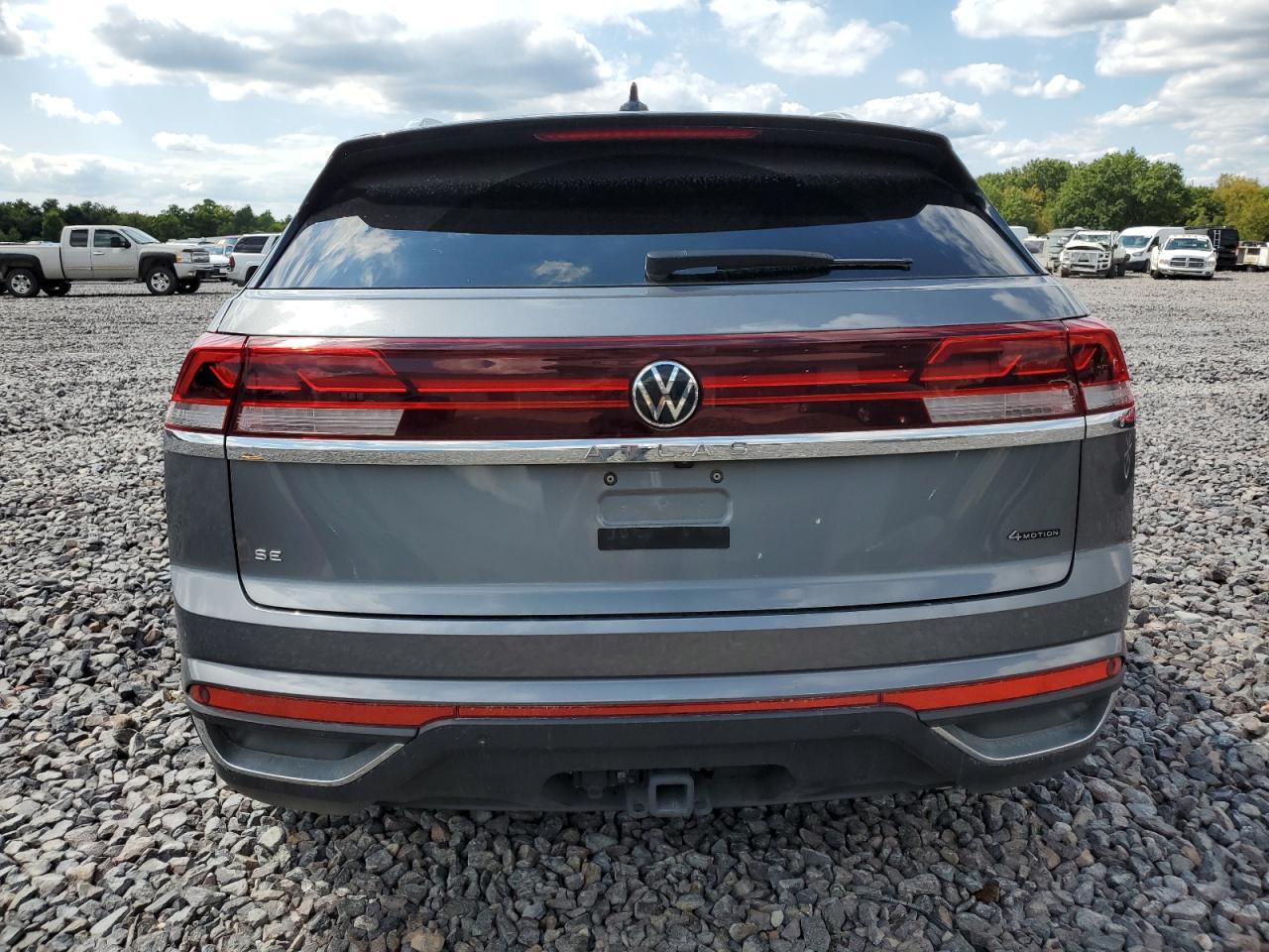 2024 Volkswagen Atlas Cross Sport Se - Image 6