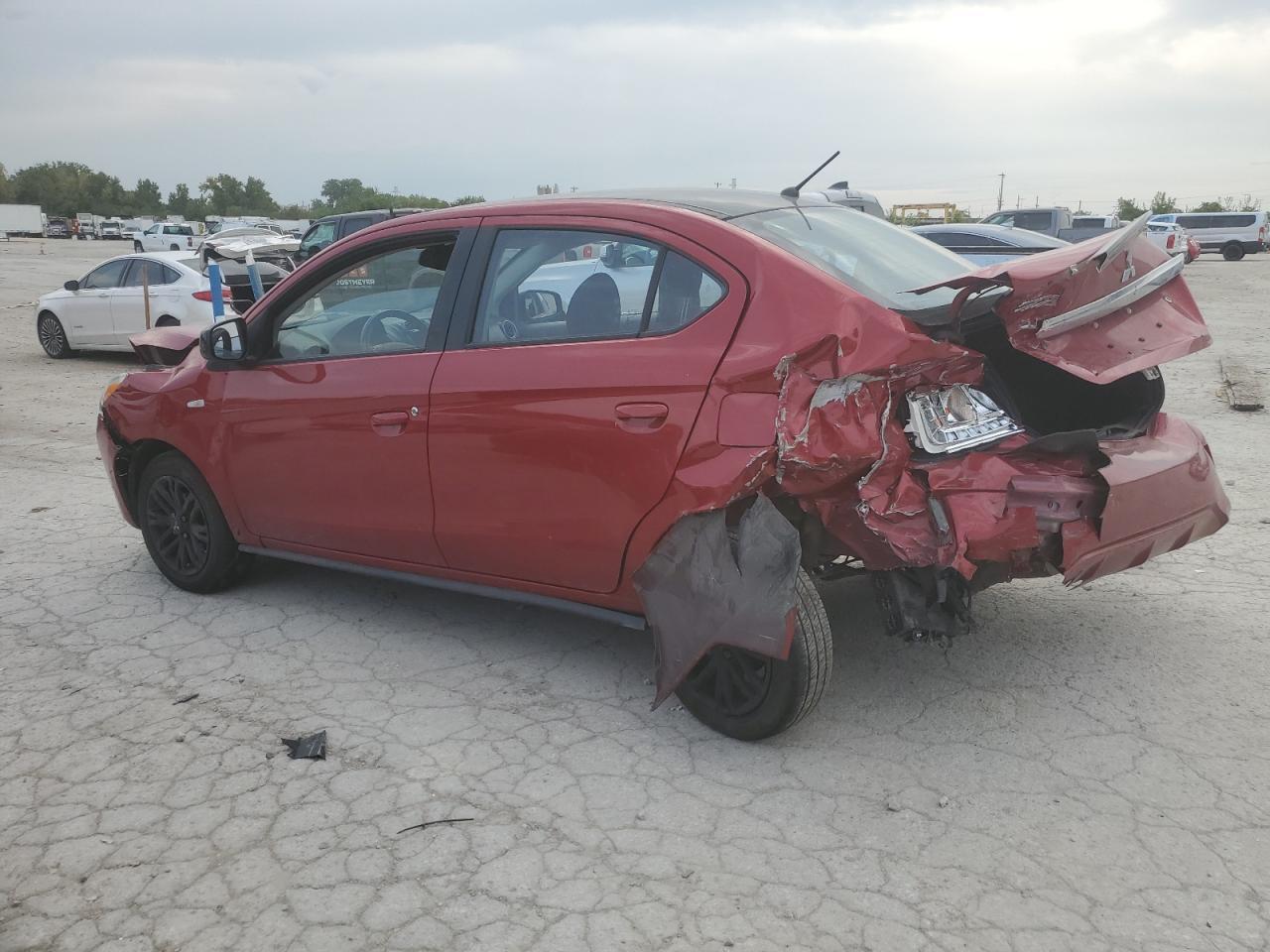 2023 Mitsubishi Mirage G4 Es - Image 2