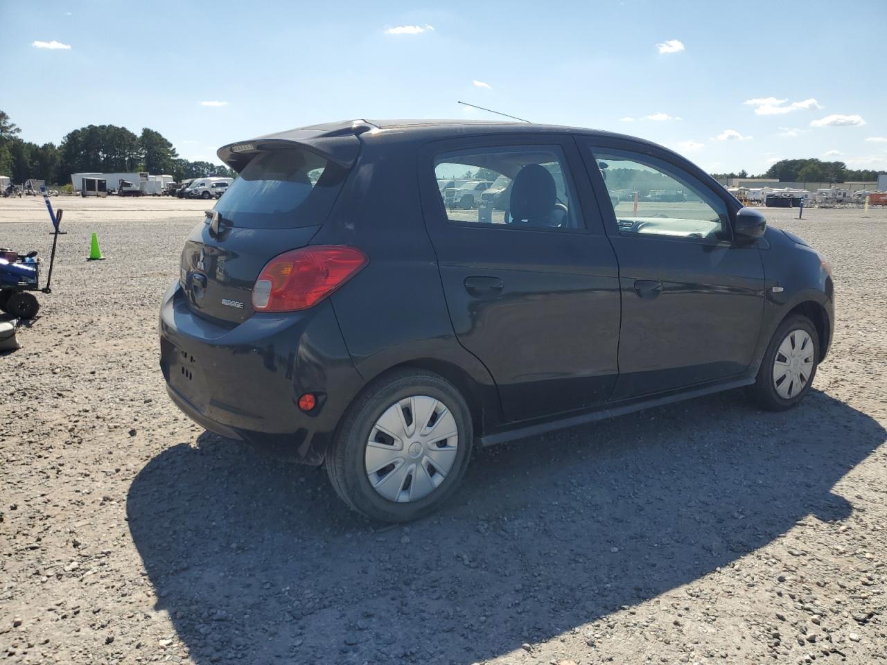 2014 Mitsubishi Mirage De - Фото 3