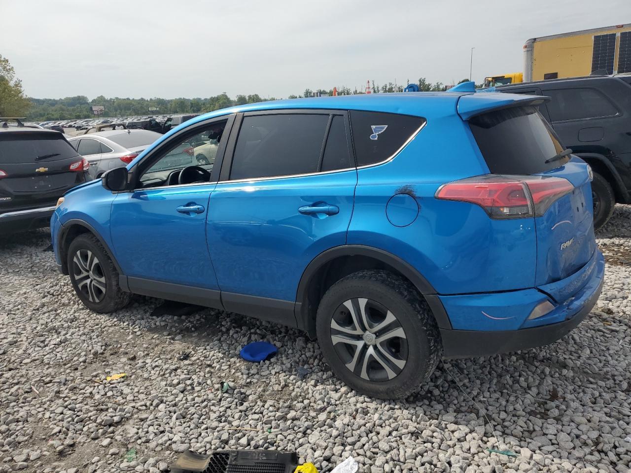 2018 Toyota Rav4 Le - Фото 2