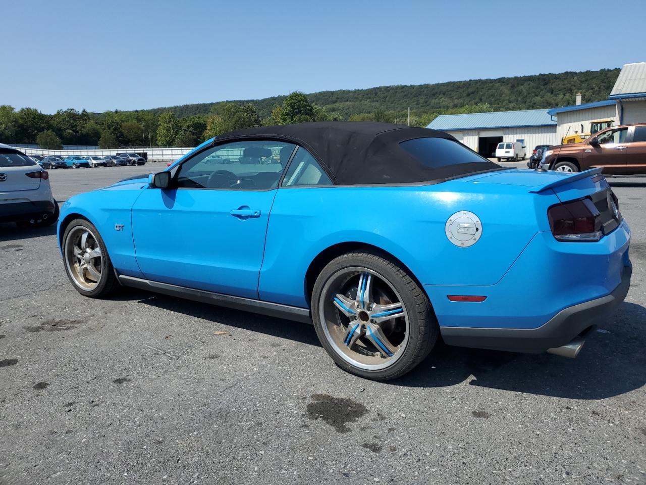 2010 Ford Mustang Gt - Фото 2