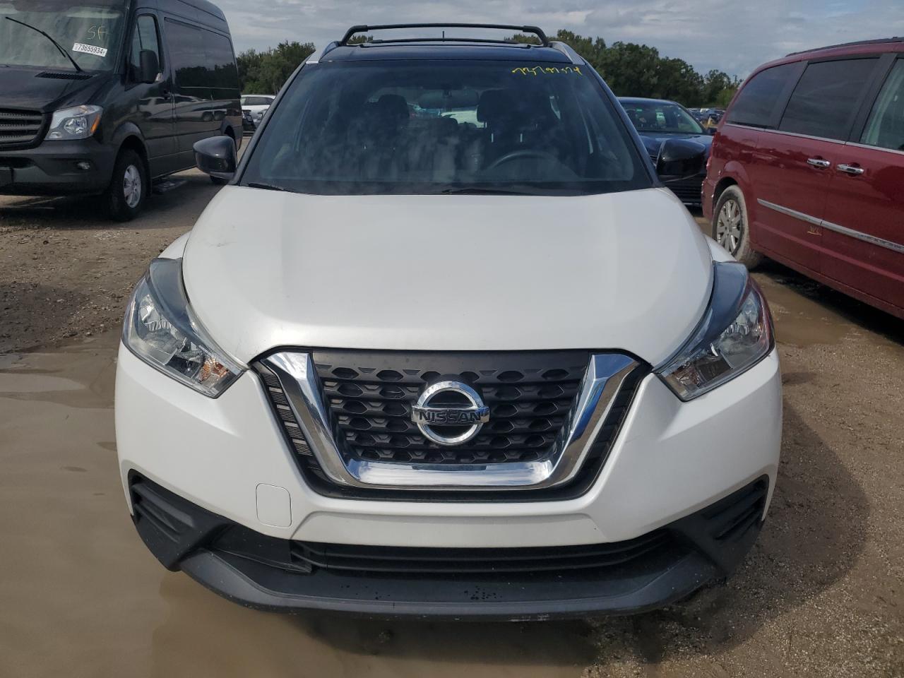 2018 Nissan Kicks S - Image 5