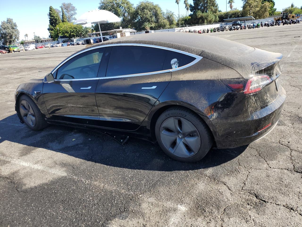 2019 Tesla Model 3 - Фото 2
