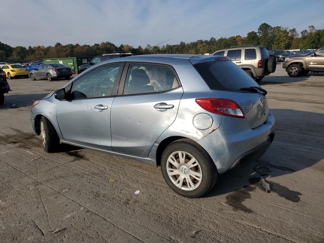2013 Mazda Mazda2 - Image 2