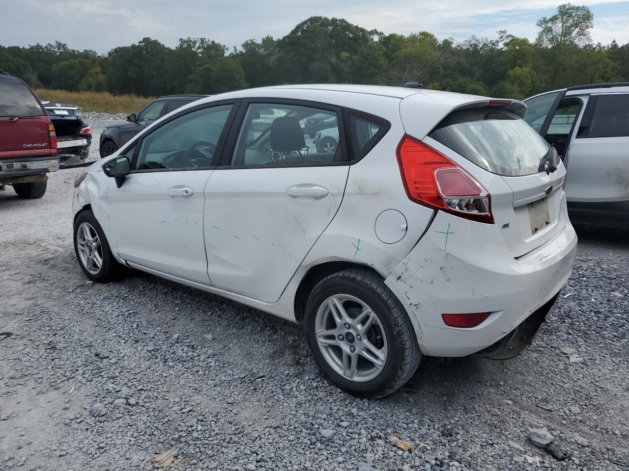 2017 Ford Fiesta Se - Image 2