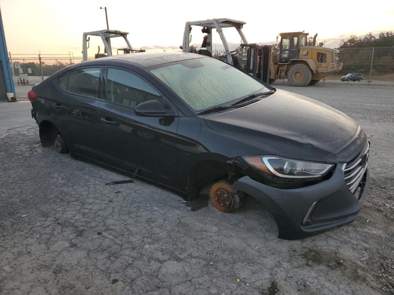 2017 Hyundai Elantra Se - Image 4