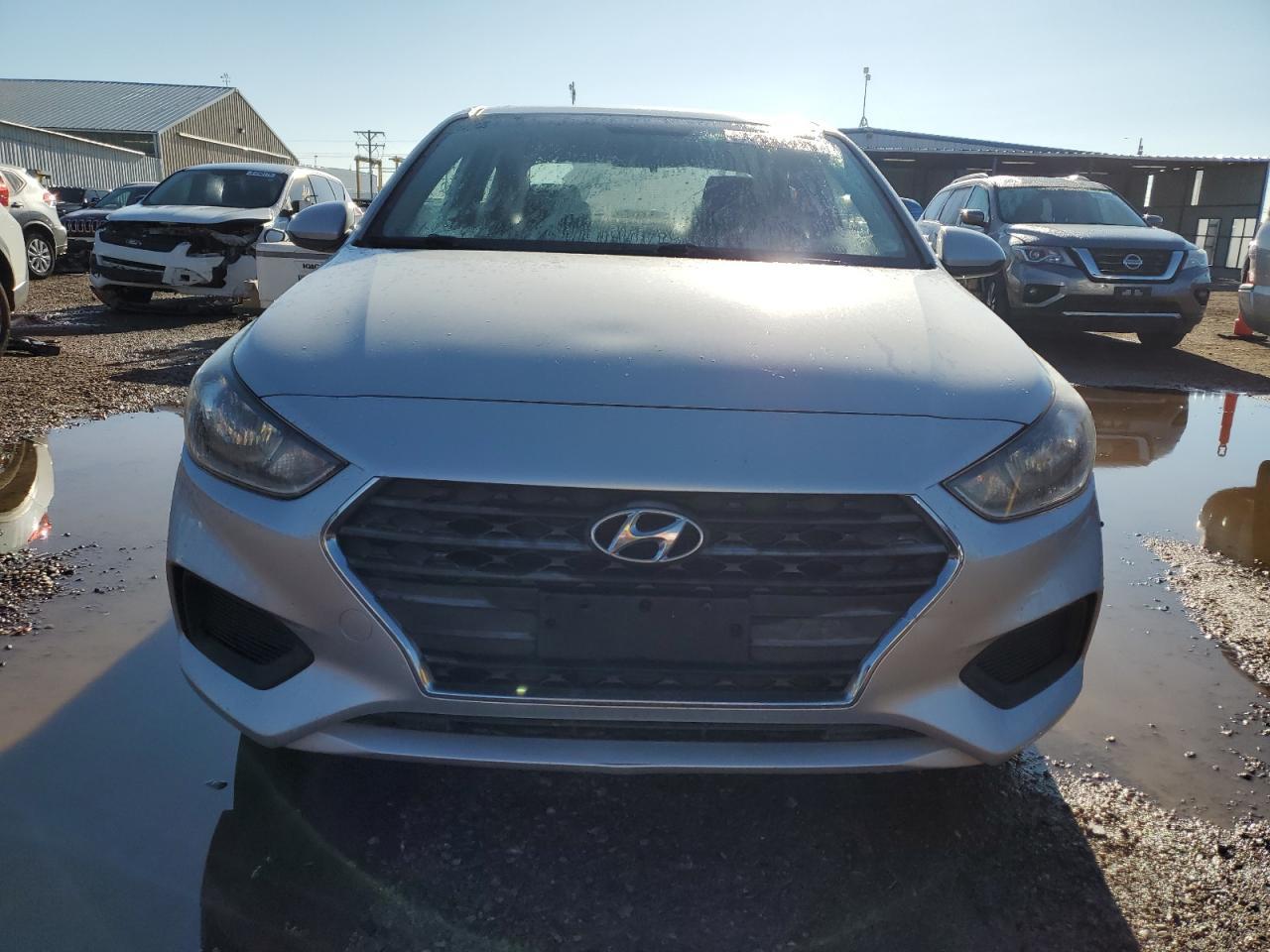 2018 Hyundai Accent Se - Фото 5