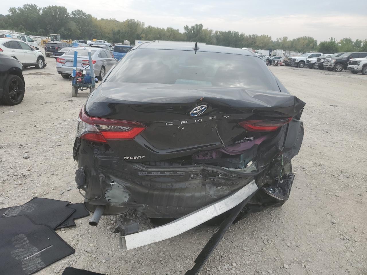 2023 Toyota Camry Le - Image 6