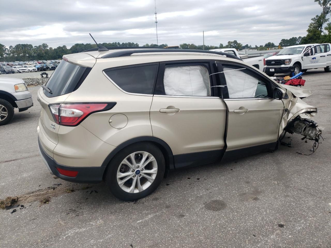 2018 Ford Escape Sel - Фото 3