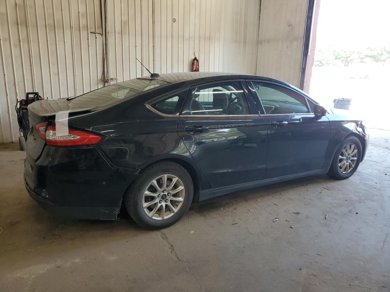 2015 Ford Fusion S - Фото 3