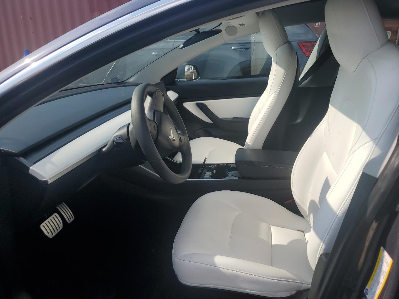 2020 Tesla Model 3 - Фото 7