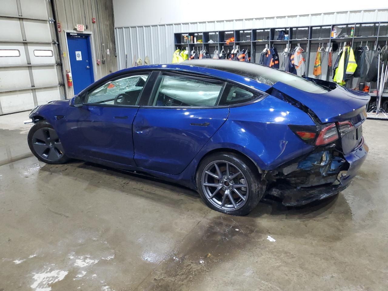 2023 Tesla Model 3 - Image 2