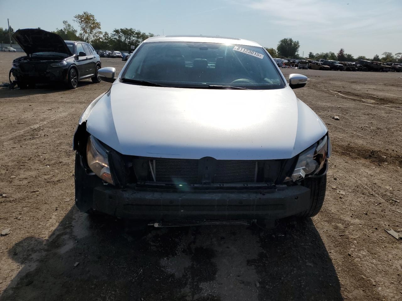 2015 Volkswagen Passat Sel - Фото 5