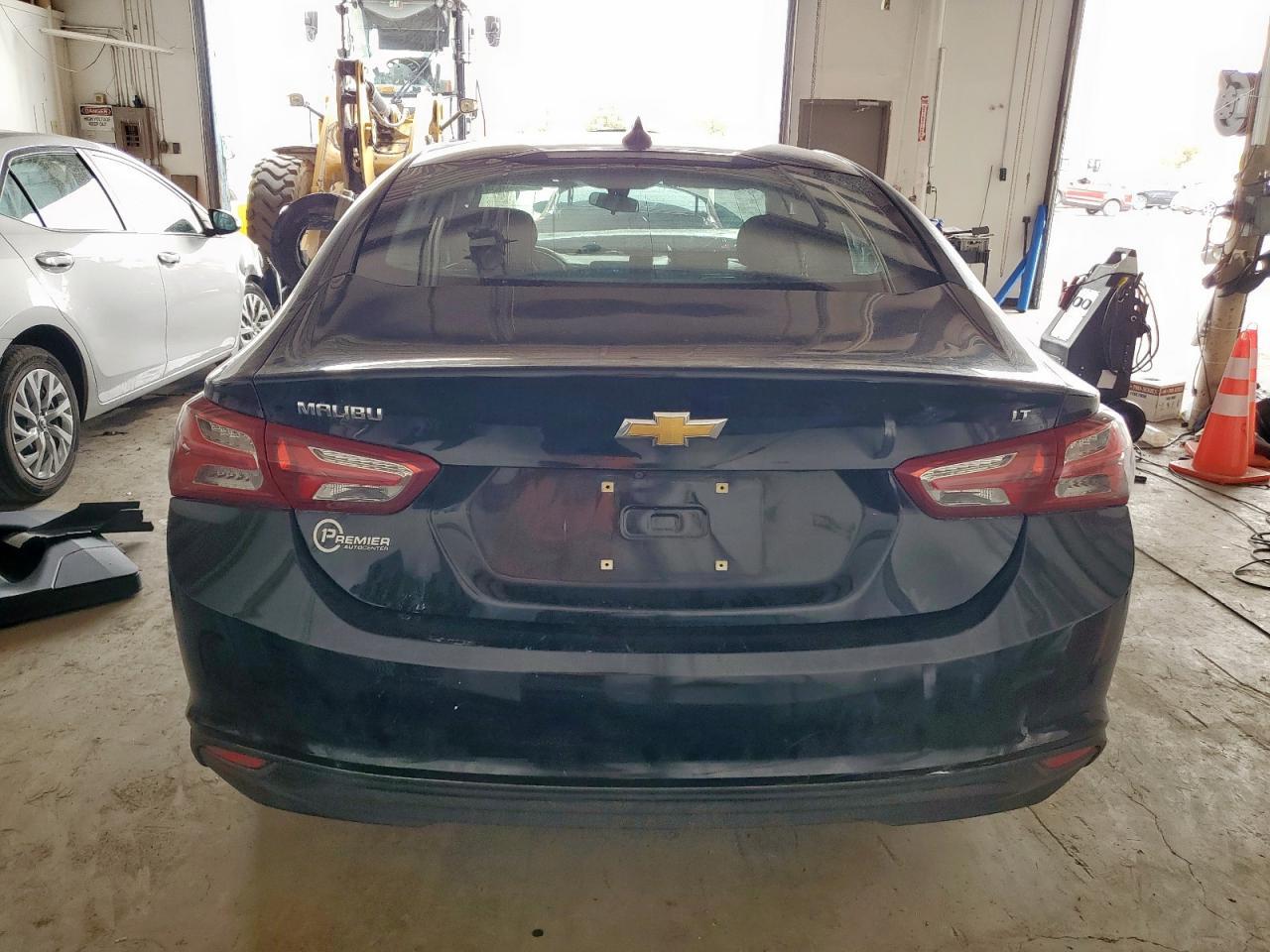 2019 Chevrolet Malibu Lt - Image 6