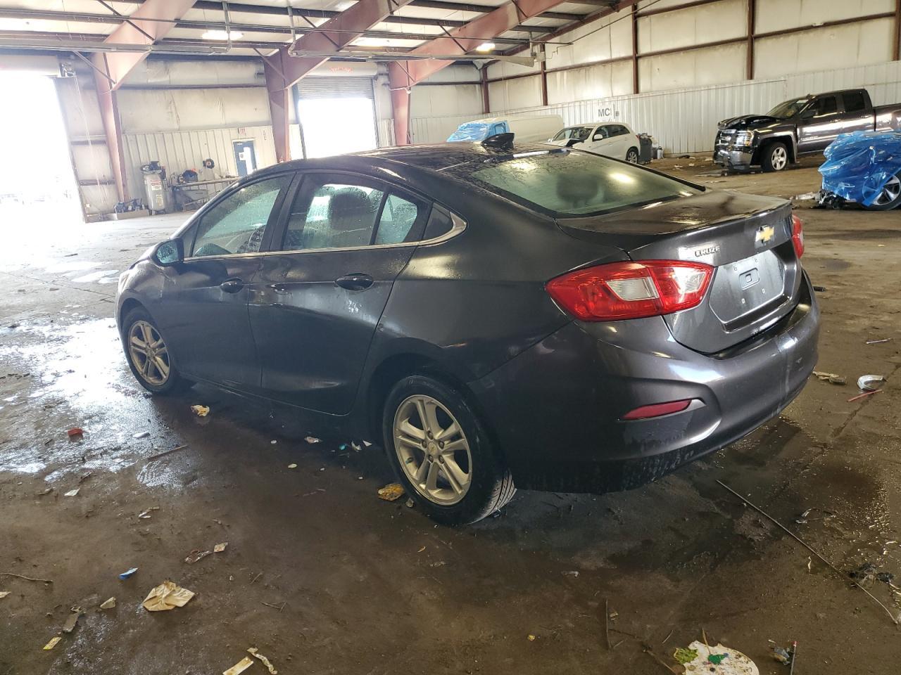 2016 Chevrolet Cruze Lt - Фото 2