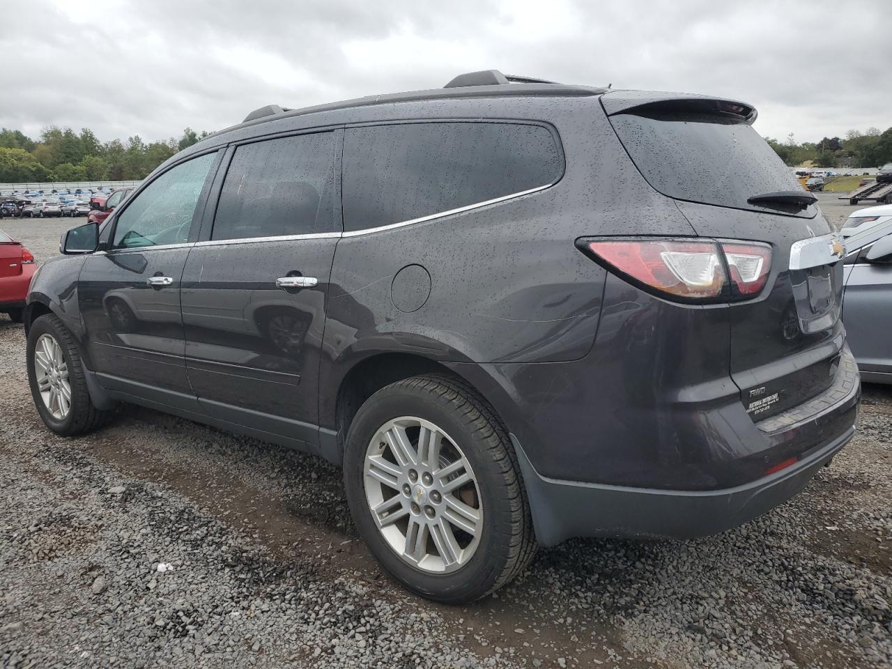 2014 Chevrolet Traverse Lt - Image 2