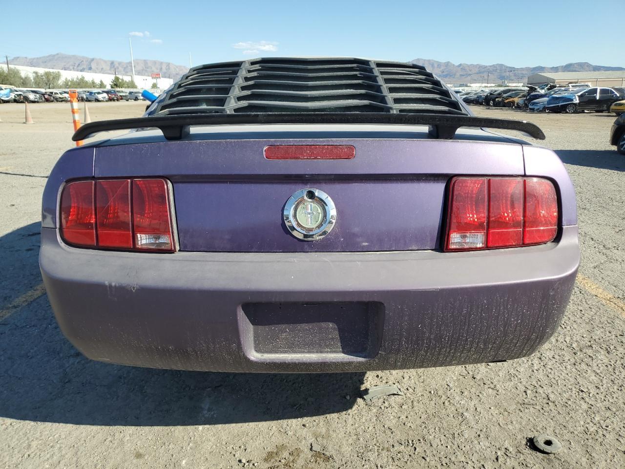 2006 Ford Mustang - Фото 6