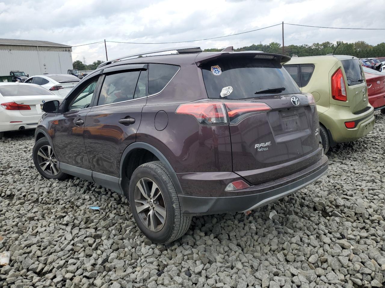 2017 Toyota Rav4 Xle - Фото 2