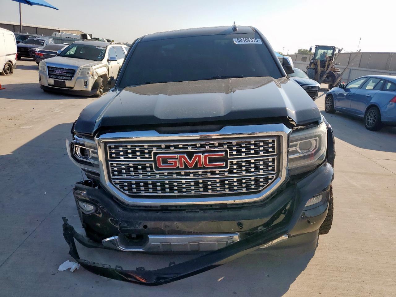 2016 GMC Sierra K1500 Denali - Image 5
