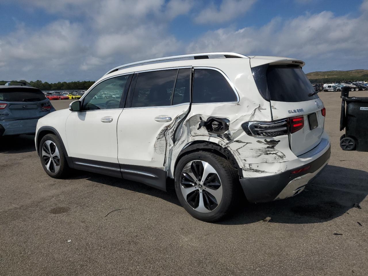 2024 Mercedes-Benz Glb 250 4Matic - Image 2