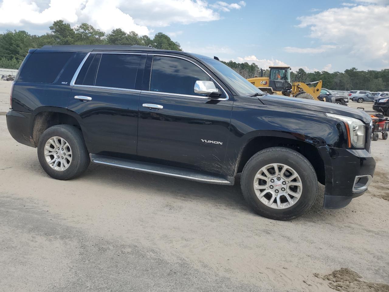 2017 GMC Yukon Slt - Image 4