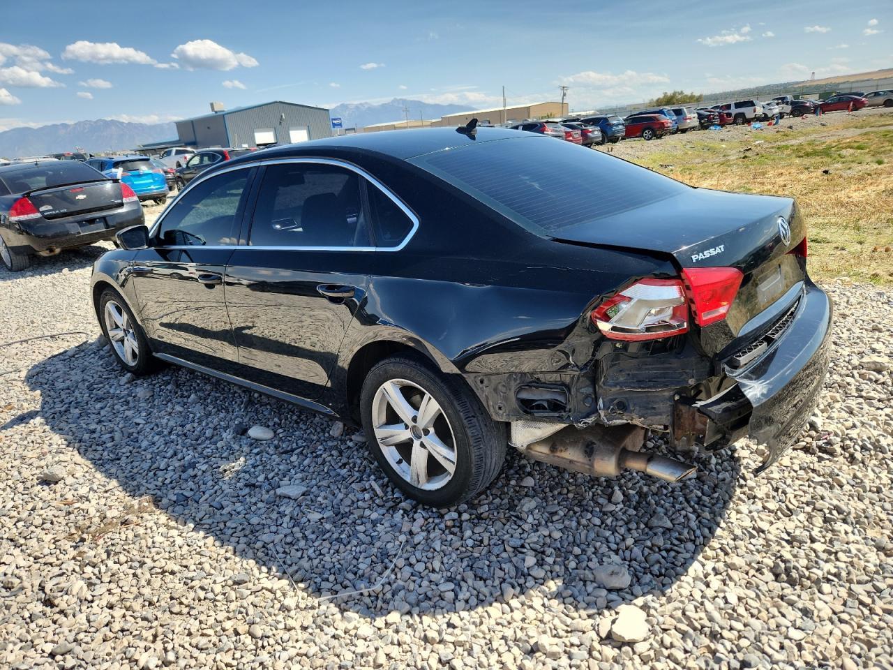 2013 Volkswagen Passat Se - Image 2