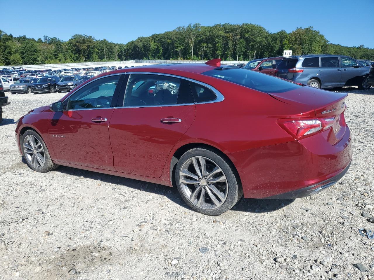 2020 Chevrolet Malibu Premier Premier - Image 2