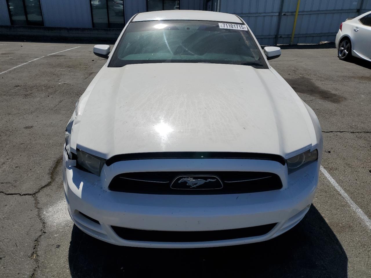 2013 Ford Mustang - Image 5