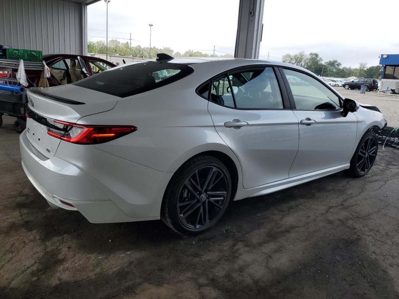 2025 Toyota Camry Xse - Image 3