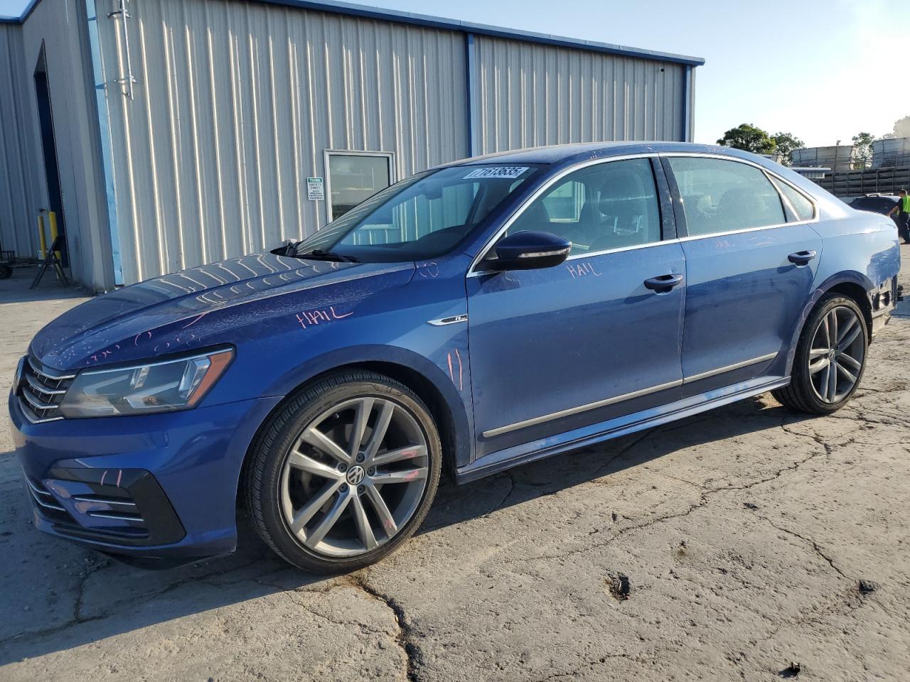 2017 Volkswagen Passat R-Line